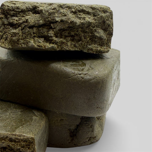 Manali-cream-hash-40procent-thca-closeup